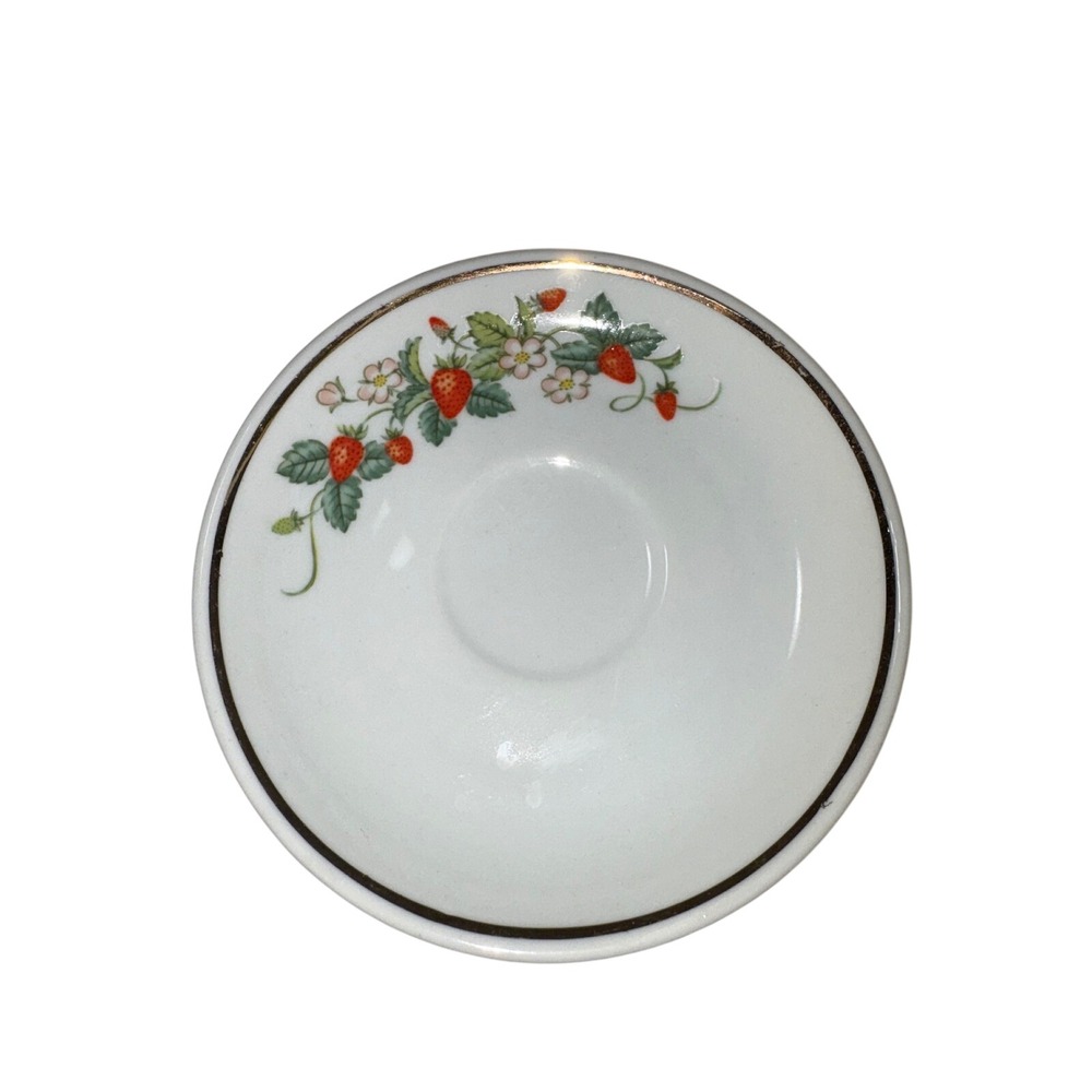 Avon Fine Porcelain Strawberry Saucer 22K Gold Trim‎ Brazil 1978 Vintage